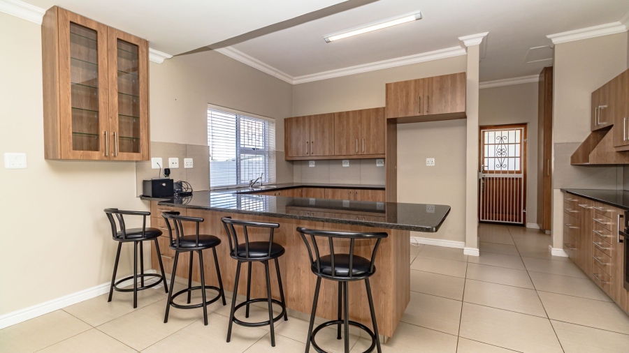 3 Bedroom Property for Sale in Groenkloof Retirement Village Western Cape